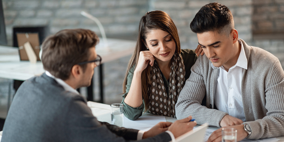 Should your business use a broker or buy off-the-shelf insurance?